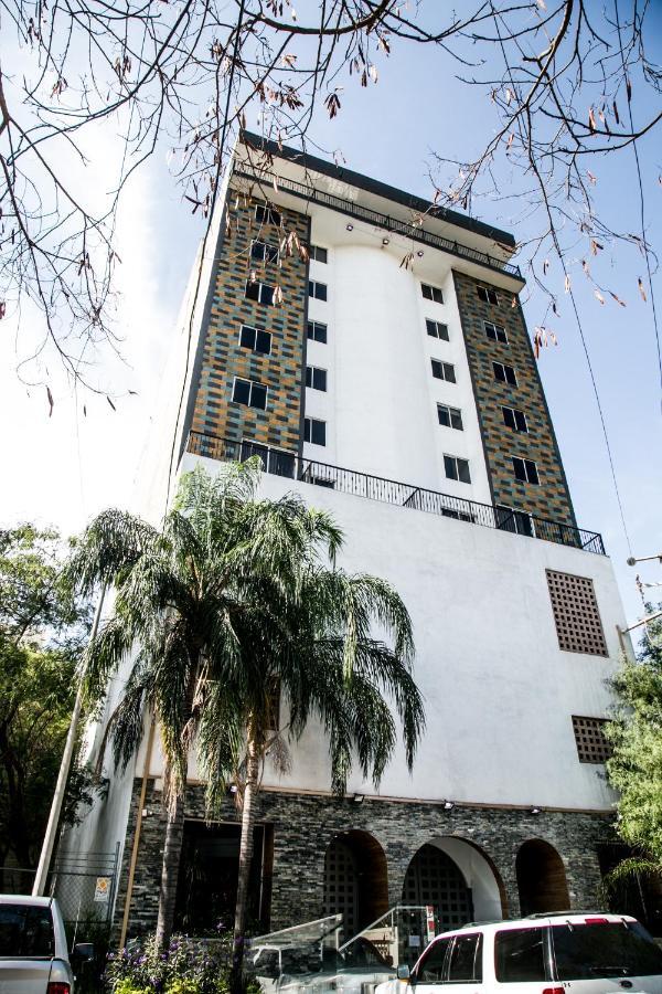 Booking Dioh Monterrey Zewnętrze zdjęcie