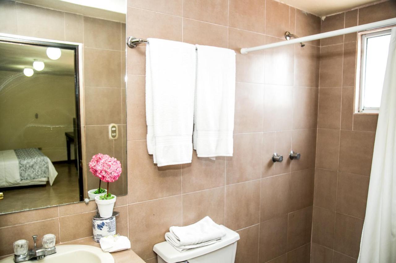 Booking Dioh Monterrey Zewnętrze zdjęcie