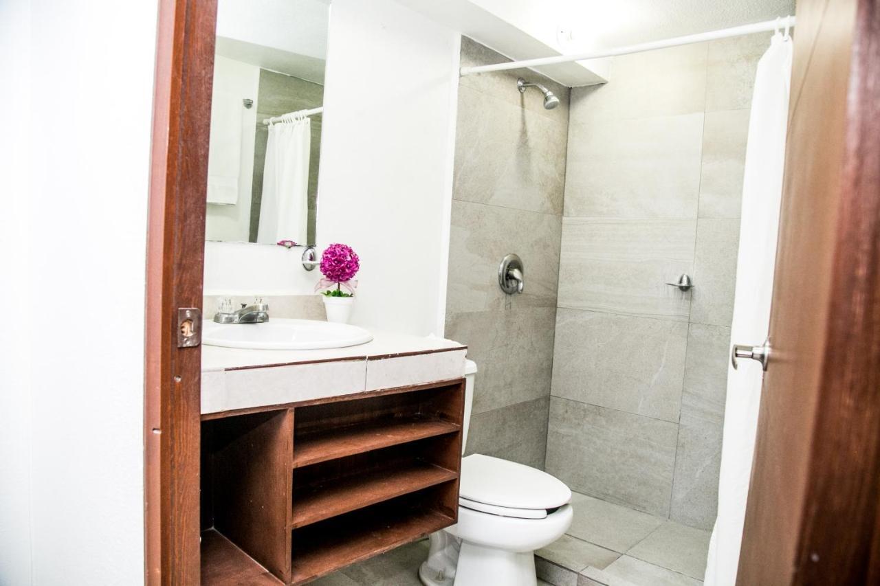 Booking Dioh Monterrey Zewnętrze zdjęcie