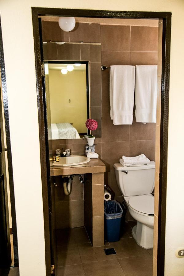 Booking Dioh Monterrey Zewnętrze zdjęcie