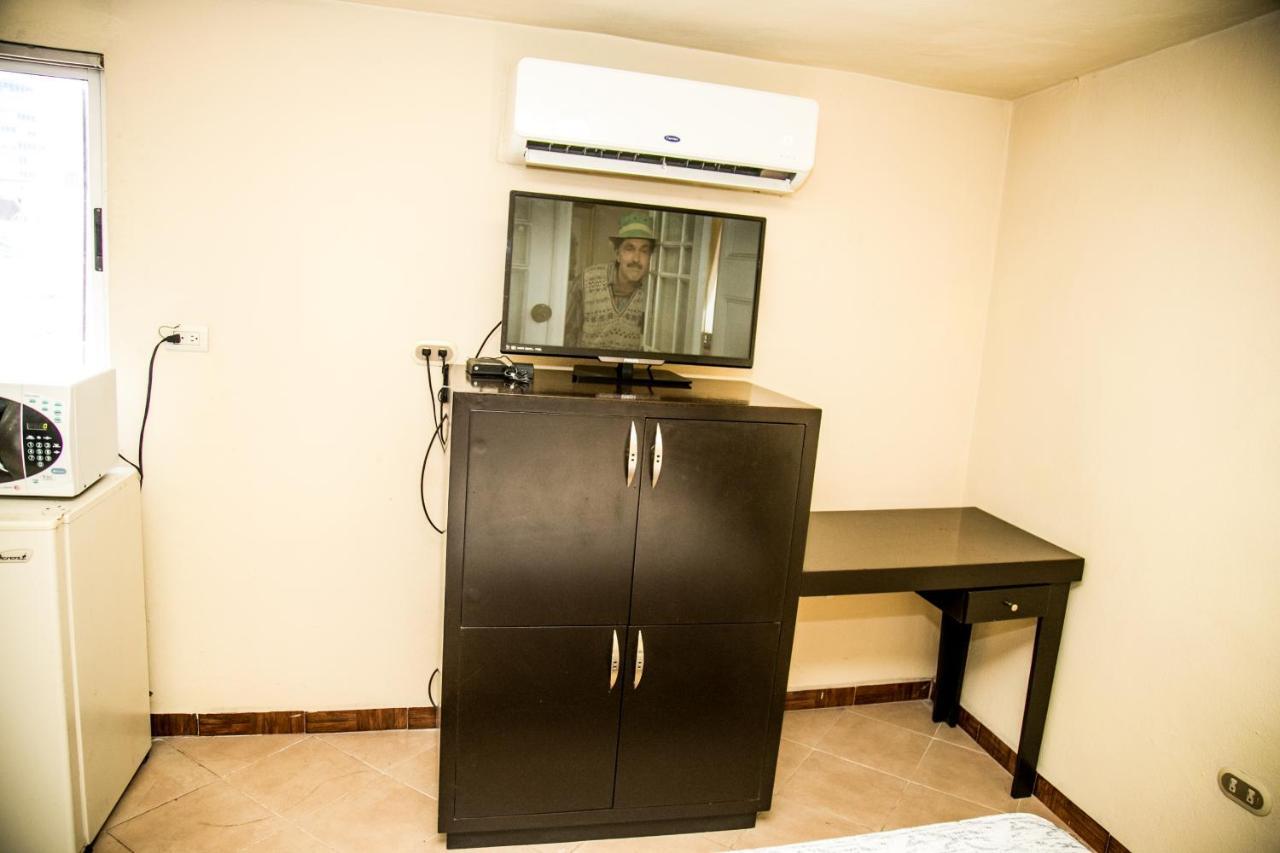 Booking Dioh Monterrey Zewnętrze zdjęcie