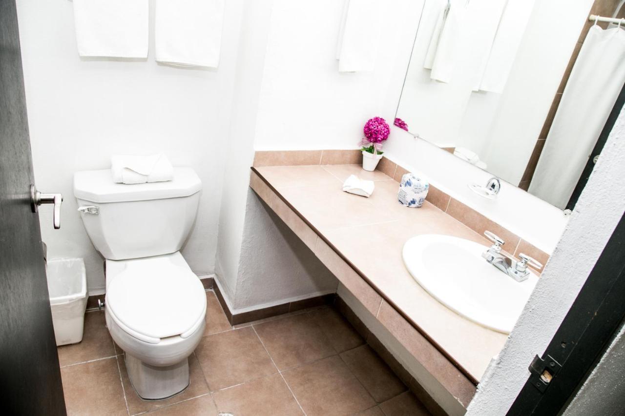 Booking Dioh Monterrey Zewnętrze zdjęcie
